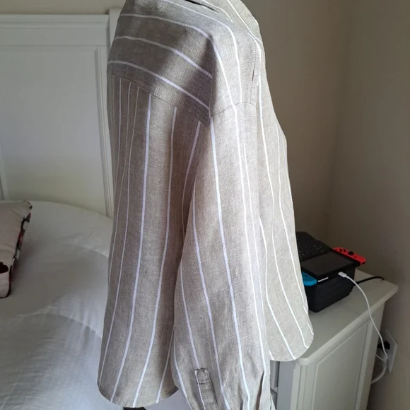 Banana Republic The Boxy Cropped Linen Shirt Skimmer Blouse Size S Tan Beige EUC - Picture 4 of 9